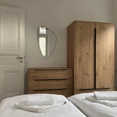 Direkter Moselblick I Altbau I 4 Personen I Terrasse *