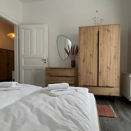 Direkter Moselblick I Altbau I 4 Personen I Terrasse *